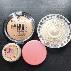 Make-Up Bundle!!